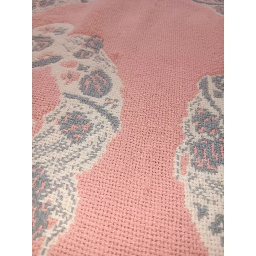 Vtg Granny Knit Cottage Chic Heart Wreath Blanket Reverse 65 x 44